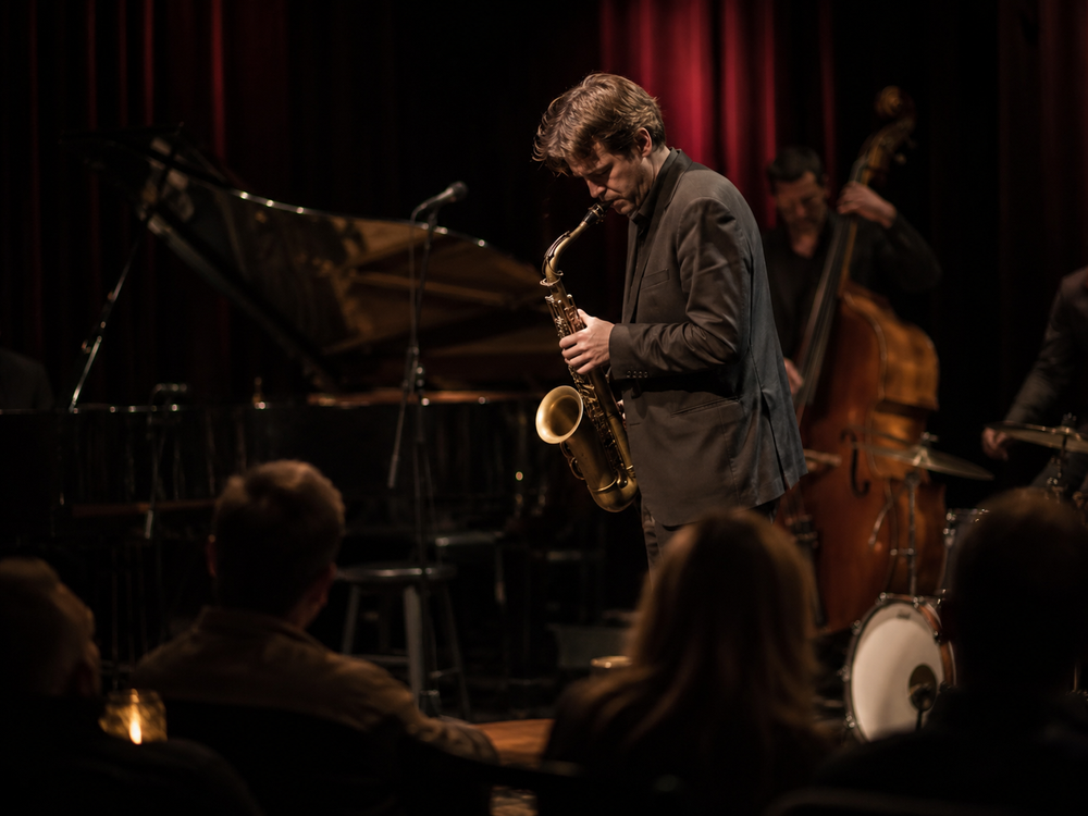 Live Instruments: The Sax Solo Jumps… Then Disappears — Cloudlifter Fix for Big Dynamic Swings
