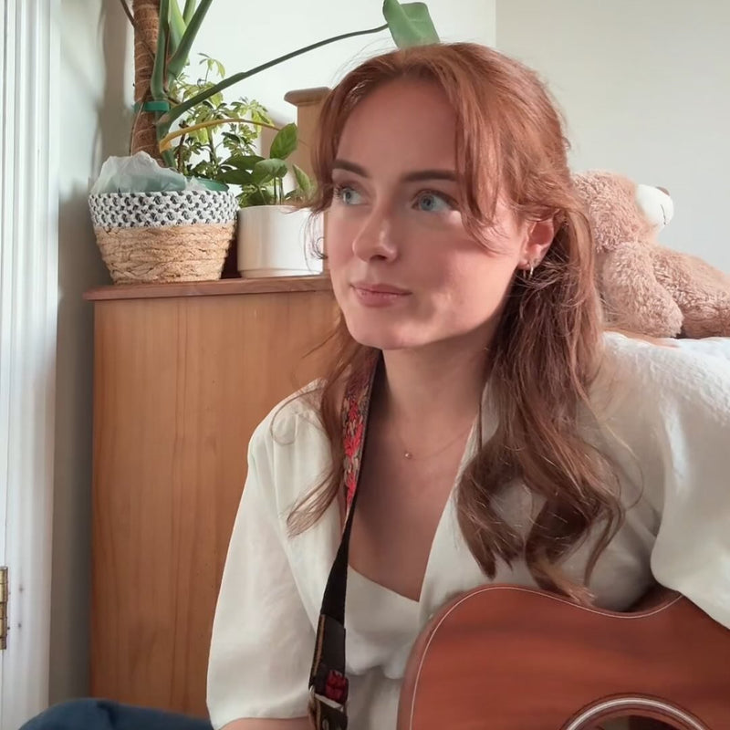 Lia McLaren